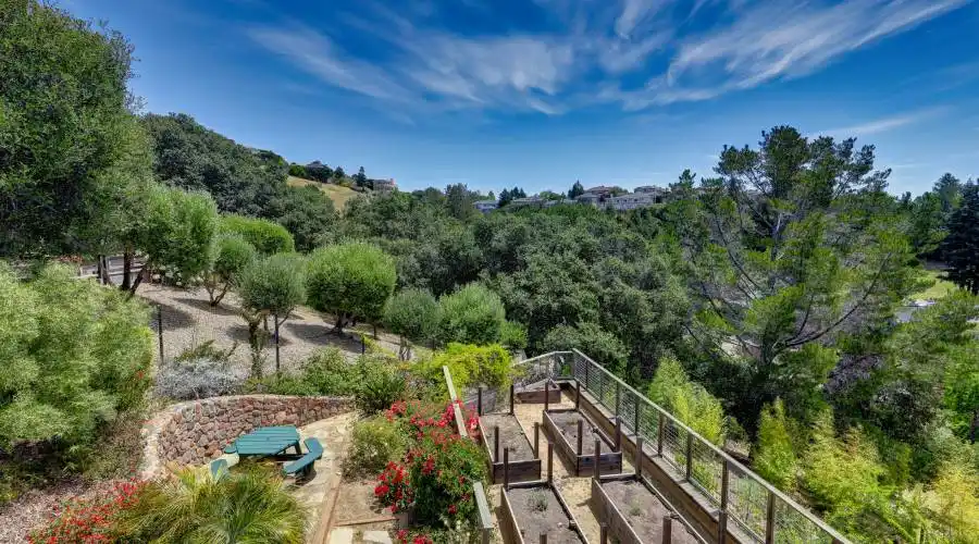 88 Paseo Mirasol, Belvedere Tiburon, California 94920, United States, 5 Bedrooms Bedrooms, ,4.5 BathroomsBathrooms,Residential,For Sale,88 Paseo Mirasol,1073891