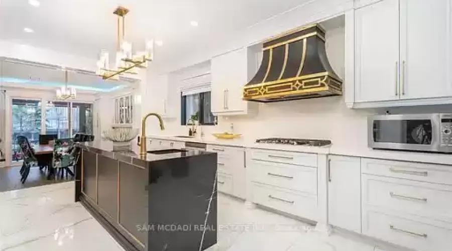 1540 Mississauga Rd, Mississauga, Ontario, L5H 2K1, Canada, 5 Bedrooms Bedrooms, ,6 BathroomsBathrooms,Residential,For Sale,1540 Mississauga Rd,1401519