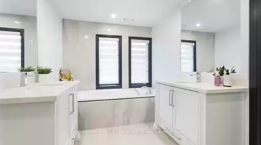 1540 Mississauga Rd, Mississauga, Ontario, L5H 2K1, Canada, 5 Bedrooms Bedrooms, ,6 BathroomsBathrooms,Residential,For Sale,1540 Mississauga Rd,1401519