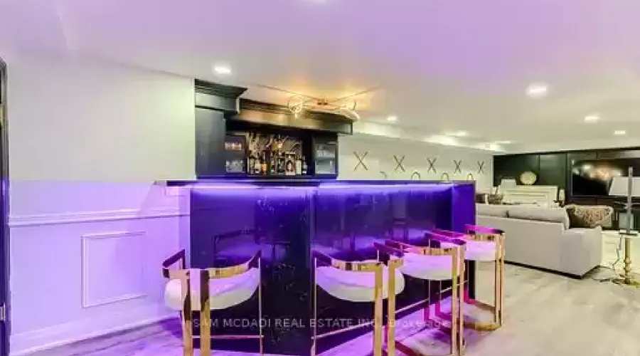 1540 Mississauga Rd, Mississauga, Ontario, L5H 2K1, Canada, 5 Bedrooms Bedrooms, ,6 BathroomsBathrooms,Residential,For Sale,1540 Mississauga Rd,1401519