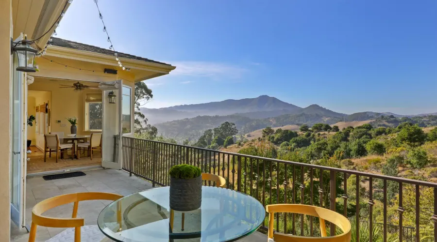 102 Via Los Altos, Tiburon, California 94920, United States, 5 Bedrooms Bedrooms, ,4.5 BathroomsBathrooms,Residential,For Sale,102 Via Los Altos,1450158