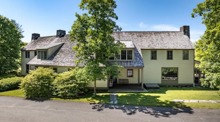 11-17 Valley Road, Lakeville, Connecticut, 06068, United States, 5 Bedrooms Bedrooms, 12 Rooms Rooms,7 BathroomsBathrooms,Residential,For Sale,Valley,1546607