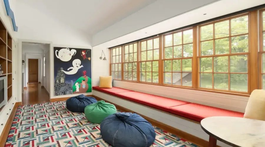 11-17 Valley Road, Lakeville, Connecticut, 06068, United States, 5 Bedrooms Bedrooms, 12 Rooms Rooms,7 BathroomsBathrooms,Residential,For Sale,Valley,1546607