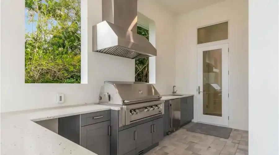 505 SE Saint Lucie Boulevard, Stuart, Florida, 34996, United States, 4 Bedrooms Bedrooms, ,6 BathroomsBathrooms,Residential,For Sale,505 SE Saint Lucie Boulevard,1697625
