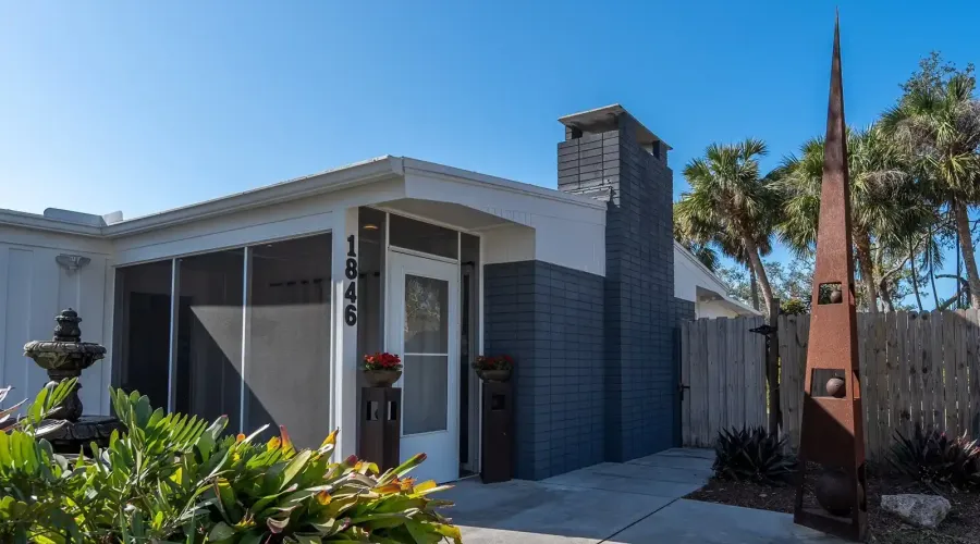1846 Sandalwood Drive, Sarasota, Florida, 34231, United States, 3 Bedrooms Bedrooms, 6 Rooms Rooms,2 BathroomsBathrooms,Residential,For Sale,Sandalwood,1705961