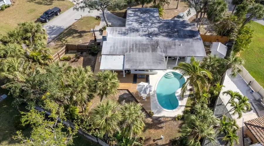1846 Sandalwood Drive, Sarasota, Florida, 34231, United States, 3 Bedrooms Bedrooms, 6 Rooms Rooms,2 BathroomsBathrooms,Residential,For Sale,Sandalwood,1705961