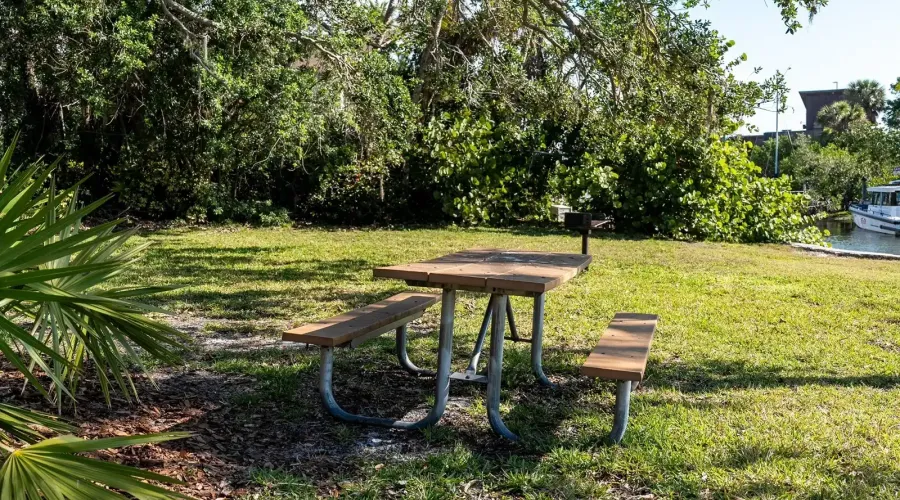 1846 Sandalwood Drive, Sarasota, Florida, 34231, United States, 3 Bedrooms Bedrooms, 6 Rooms Rooms,2 BathroomsBathrooms,Residential,For Sale,Sandalwood,1705961