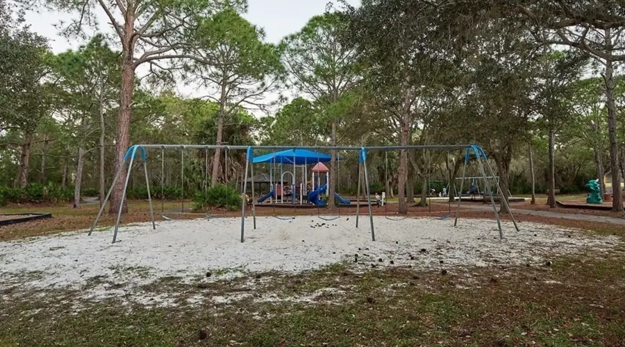 1846 Sandalwood Drive, Sarasota, Florida, 34231, United States, 3 Bedrooms Bedrooms, 6 Rooms Rooms,2 BathroomsBathrooms,Residential,For Sale,Sandalwood,1705961