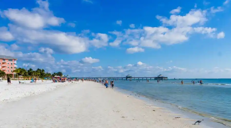 724 Estero Blvd,Fort Myers Beach,Florida 33931,United States,2 Bedrooms Bedrooms,5 Rooms Rooms,1 BathroomBathrooms,Waterfront,Estero,168575