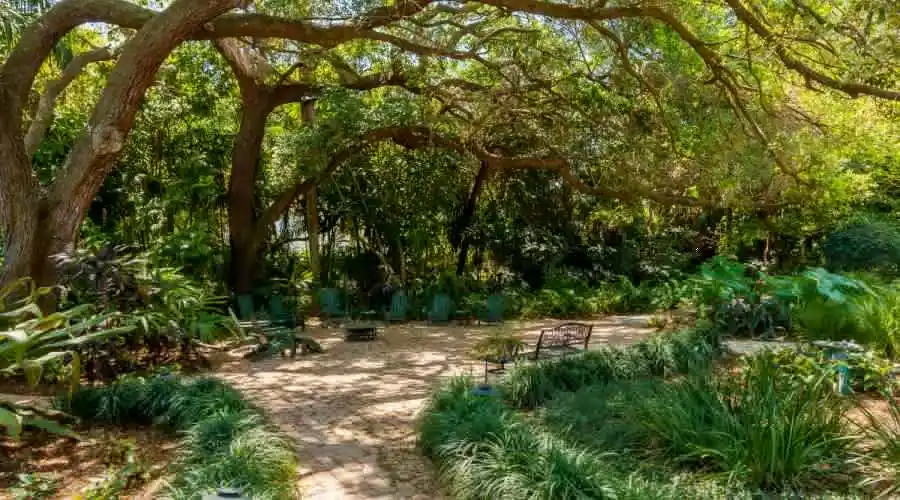 1370 Gasparilla Drive,Fort Myers,Florida 33901,United States,4 Bedrooms Bedrooms,11 Rooms Rooms,4 BathroomsBathrooms,Residential,Gasparilla ,168579