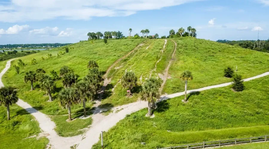 6765 Island Creek Rd, Sarasota, Florida, 34240, United States, 3 Bedrooms Bedrooms, 6 Rooms Rooms,2 BathroomsBathrooms,Residential,For Sale,Island Creek,1732493