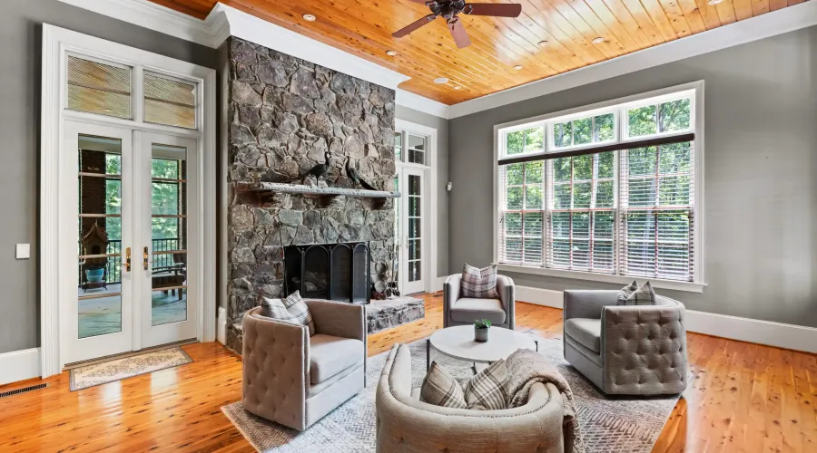 1820 Oatlands Court, Wake Forest, North Carolina, 27587, United States, 5 Bedrooms Bedrooms, ,7 BathroomsBathrooms,Residential,For Sale,1820 Oatlands Court,1747387