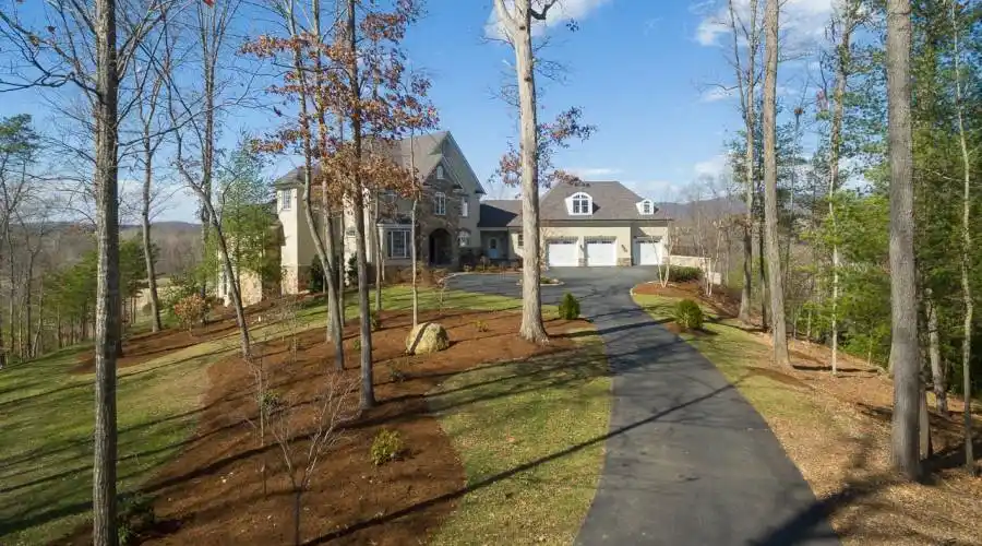 1485 KINROSS LANE,KESWICK,Virginia 22947,United States,7 Bedrooms Bedrooms,6 BathroomsBathrooms,Residential,KINROSS LANE,172007