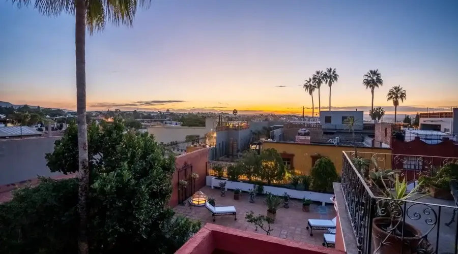 San Miguel de Allende, Mexico, 3 Bedrooms Bedrooms, ,3 BathroomsBathrooms,Residential,For Sale,1768978