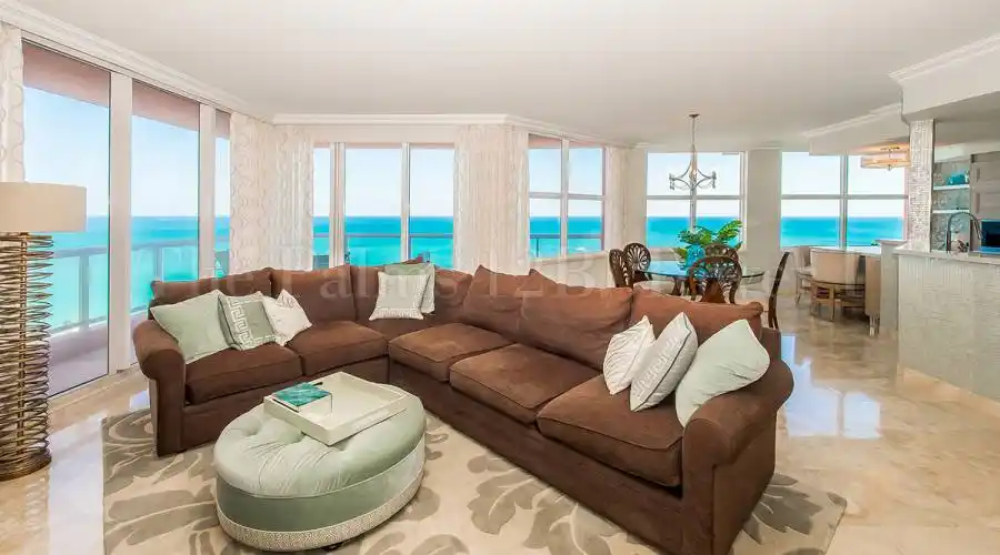 2100 N Ocean Blvd,Fort Lauderdale,Florida 33305,United States,3 Bedrooms Bedrooms,2 BathroomsBathrooms,Residential,184006