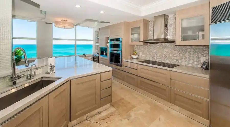 2100 N Ocean Blvd,Fort Lauderdale,Florida 33305,United States,3 Bedrooms Bedrooms,2 BathroomsBathrooms,Residential,184006
