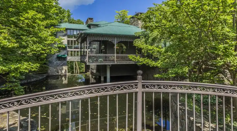 2315 Headrick Lead,Sevierville,Tennessee 37862,United States,6 Bedrooms Bedrooms,30 Rooms Rooms,8 BathroomsBathrooms,Residential,Headrick Lead ,4,184147