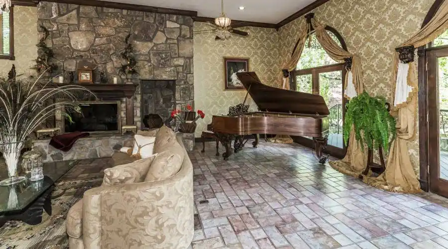 2315 Headrick Lead,Sevierville,Tennessee 37862,United States,6 Bedrooms Bedrooms,30 Rooms Rooms,8 BathroomsBathrooms,Residential,Headrick Lead ,4,184147
