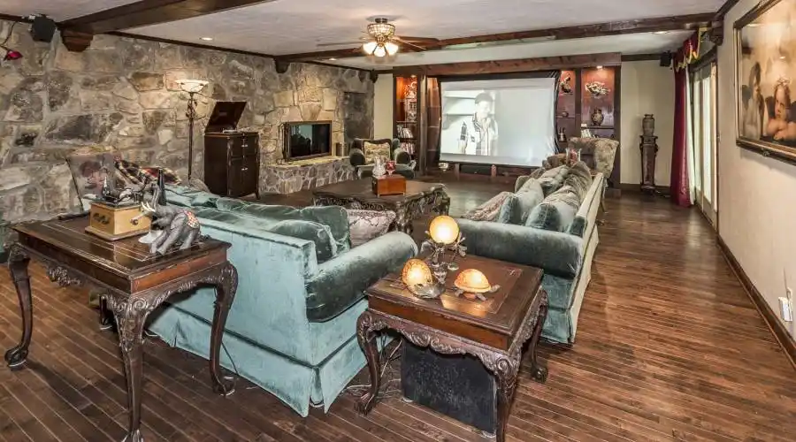 2315 Headrick Lead,Sevierville,Tennessee 37862,United States,6 Bedrooms Bedrooms,30 Rooms Rooms,8 BathroomsBathrooms,Residential,Headrick Lead ,4,184147