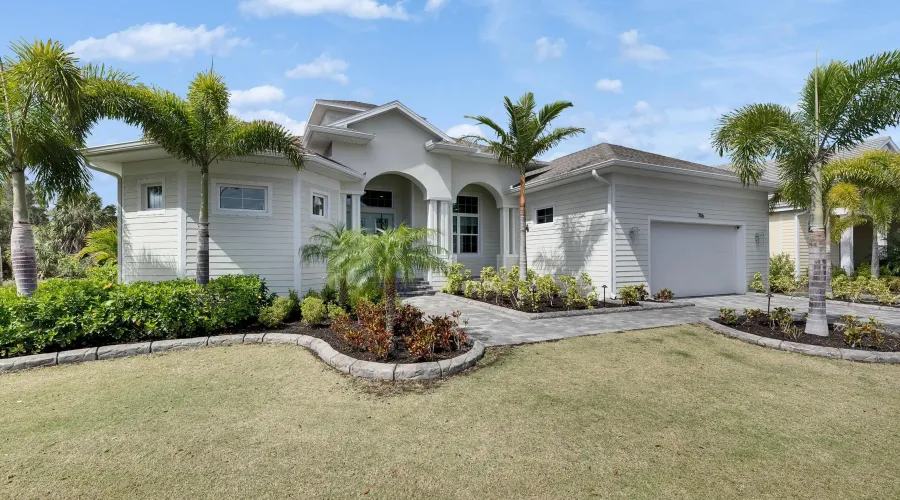 706 Manns Harbor Dr, Apollo Beach, Florida, 33572, United States, 4 Bedrooms Bedrooms, 8 Rooms Rooms,3 BathroomsBathrooms,Single family home,For Sale,Manns Harbor Dr,1,1894246