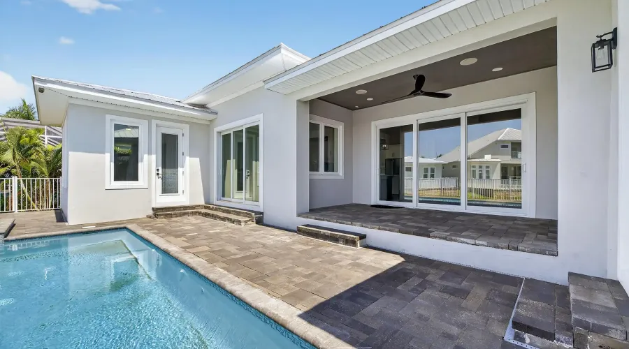614 Pinckney Dr, Apollo Beach, Florida, 33572, United States, 4 Bedrooms Bedrooms, 7 Rooms Rooms,3 BathroomsBathrooms,Residential,For Sale,Pinckney Dr,1,1902916
