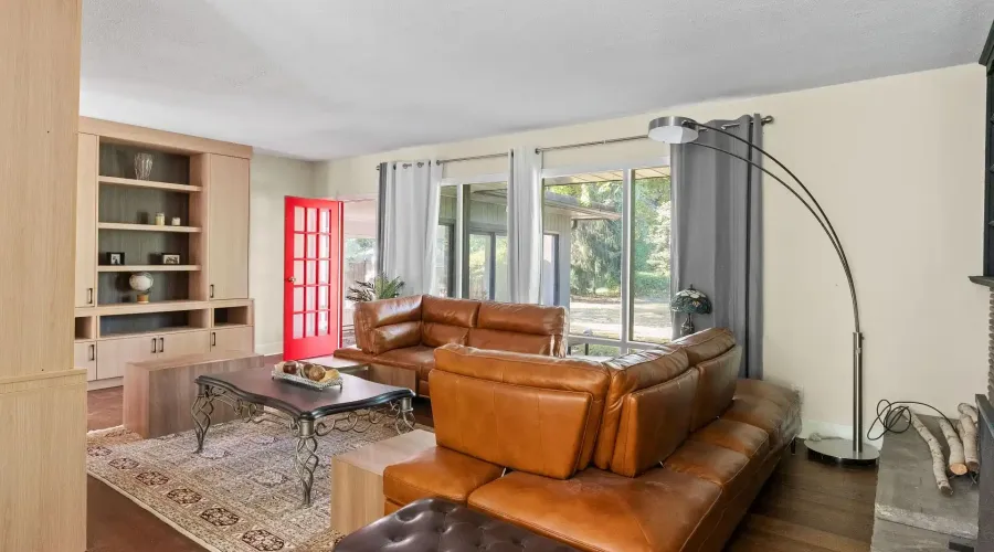 415 Country Club Crescent 415 Country Club Crescent, Mississauga, Ontario, L5J 2P9, Canada, 3 Bedrooms Bedrooms, ,2 BathroomsBathrooms,Residential,For Sale,415 Country Club Crescent,1908176