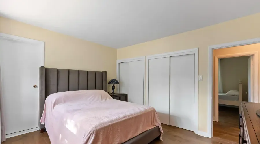 415 Country Club Crescent 415 Country Club Crescent, Mississauga, Ontario, L5J 2P9, Canada, 3 Bedrooms Bedrooms, ,2 BathroomsBathrooms,Residential,For Sale,415 Country Club Crescent,1908176