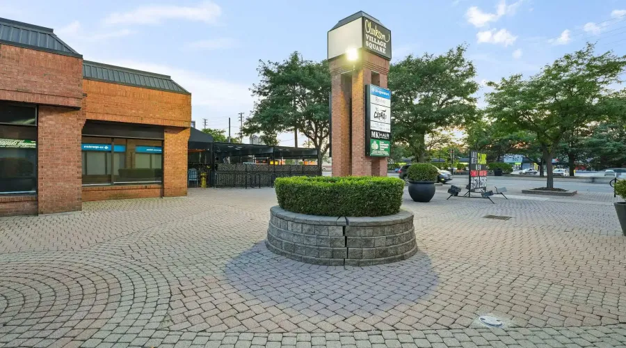415 Country Club Crescent 415 Country Club Crescent, Mississauga, Ontario, L5J 2P9, Canada, 3 Bedrooms Bedrooms, ,2 BathroomsBathrooms,Residential,For Sale,415 Country Club Crescent,1908176