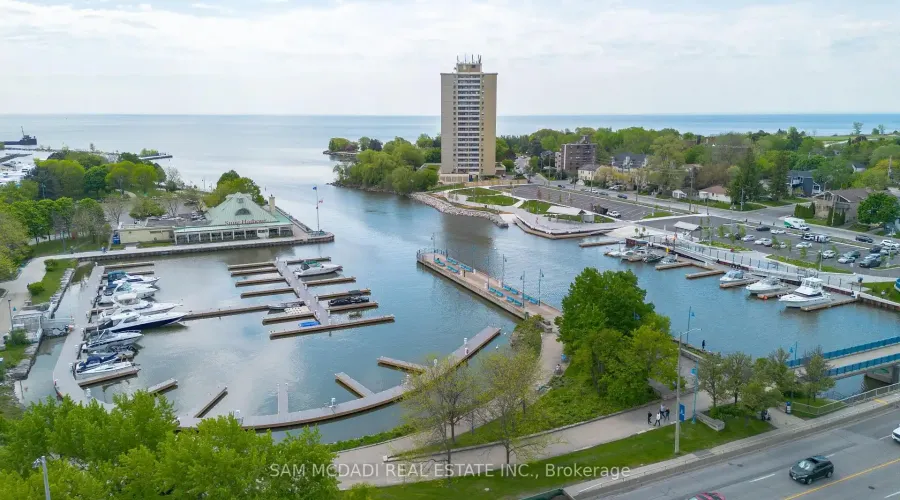 415 Country Club Crescent 415 Country Club Crescent, Mississauga, Ontario, L5J 2P9, Canada, 3 Bedrooms Bedrooms, ,2 BathroomsBathrooms,Residential,For Sale,415 Country Club Crescent,1908176