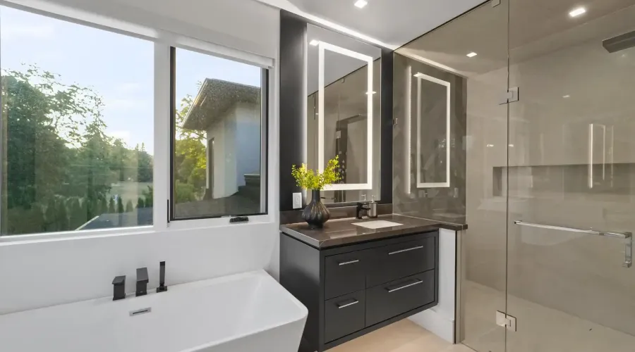 2488 Lakeshore Road E, Oakville, Ontario, L6J 6G2, Canada, 4 Bedrooms Bedrooms, ,6 BathroomsBathrooms,Residential,For Sale,Lakeshore Road E,1912837