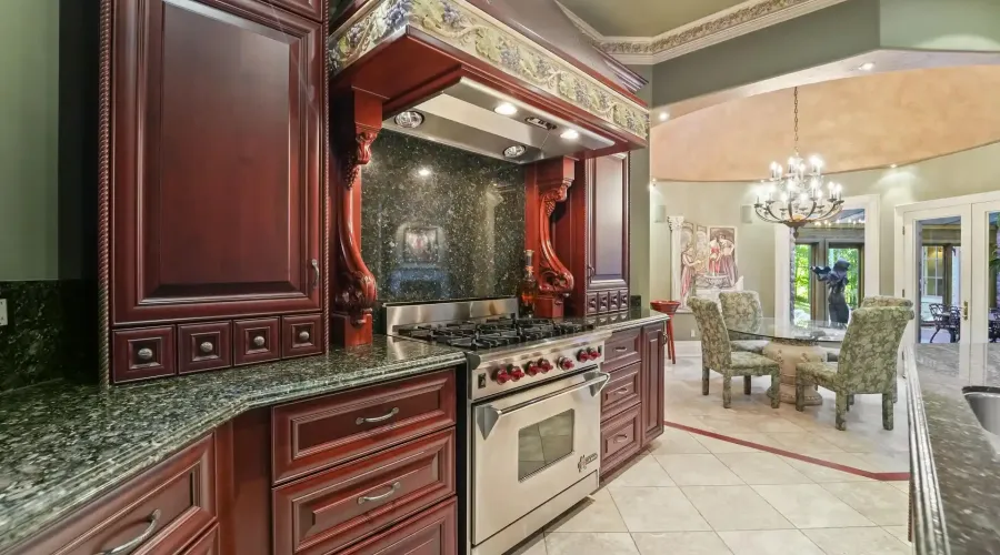 10140 Pineview Trail, Milton, Ontario, L0P 1B0, Canada, 3 Bedrooms Bedrooms, ,8 BathroomsBathrooms,Residential,For Sale,10140 Pineview Trail,1933911