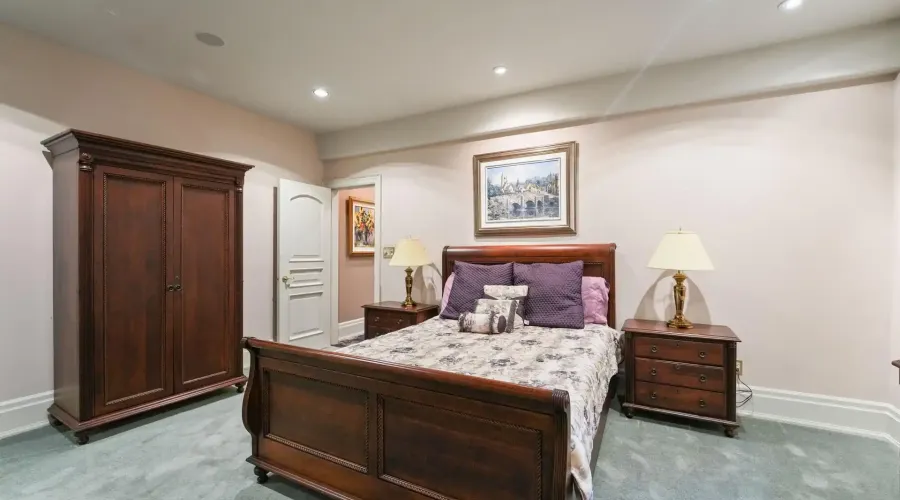 10140 Pineview Trail, Milton, Ontario, L0P 1B0, Canada, 3 Bedrooms Bedrooms, ,8 BathroomsBathrooms,Residential,For Sale,10140 Pineview Trail,1933911