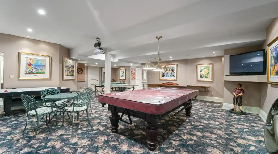 10140 Pineview Trail, Milton, Ontario, L0P 1B0, Canada, 3 Bedrooms Bedrooms, ,8 BathroomsBathrooms,Residential,For Sale,10140 Pineview Trail,1933911