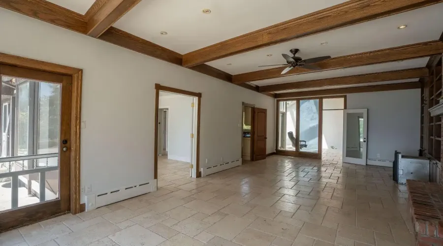 1588 Watersedge Road, Mississauga, Ontario, L5J 1A4, Canada, 3 Bedrooms Bedrooms, ,3 BathroomsBathrooms,Residential,For Sale,1588 Watersedge Road,1941149