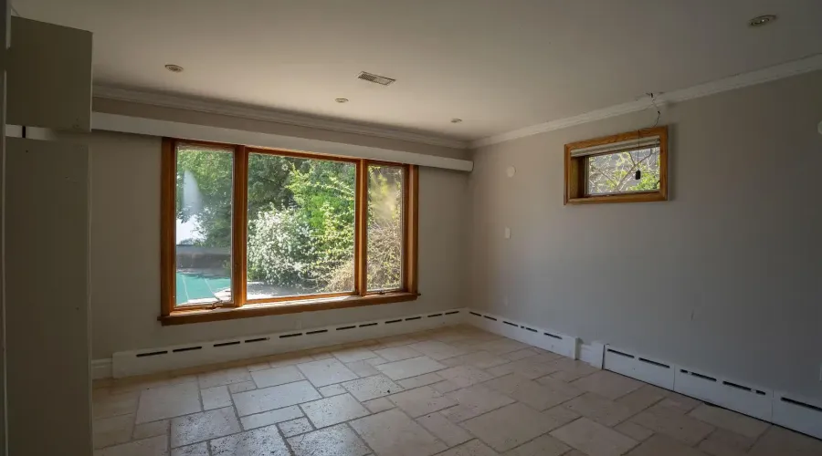 1588 Watersedge Road, Mississauga, Ontario, L5J 1A4, Canada, 3 Bedrooms Bedrooms, ,3 BathroomsBathrooms,Residential,For Sale,1588 Watersedge Road,1941149