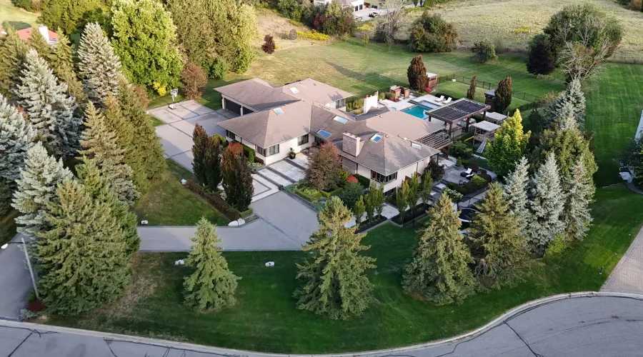 17 Dew Drop Crt, Vaughan, Ontario, L6A 1E9, Canada, 5 Bedrooms Bedrooms, 10 Rooms Rooms,6 BathroomsBathrooms,Residential,For Sale,Dew Drop,1952509