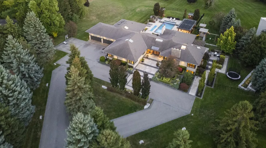 17 Dew Drop Crt, Vaughan, Ontario, L6A 1E9, Canada, 5 Bedrooms Bedrooms, 10 Rooms Rooms,6 BathroomsBathrooms,Residential,For Sale,Dew Drop,1952509