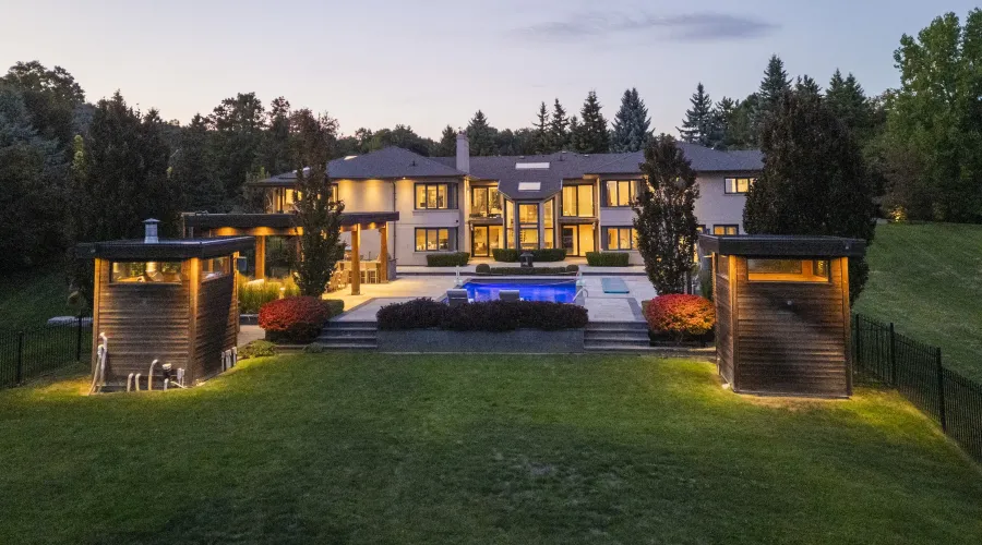 17 Dew Drop Crt, Vaughan, Ontario, L6A 1E9, Canada, 5 Bedrooms Bedrooms, 10 Rooms Rooms,6 BathroomsBathrooms,Residential,For Sale,Dew Drop,1952509