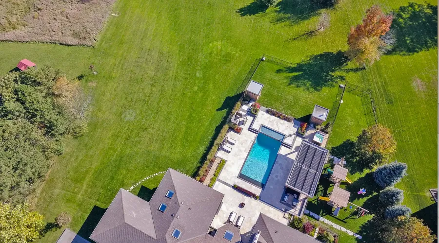 17 Dew Drop Crt, Vaughan, Ontario, L6A 1E9, Canada, 5 Bedrooms Bedrooms, 10 Rooms Rooms,6 BathroomsBathrooms,Residential,For Sale,Dew Drop,1952509