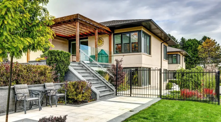 17 Dew Drop Crt, Vaughan, Ontario, L6A 1E9, Canada, 5 Bedrooms Bedrooms, 10 Rooms Rooms,6 BathroomsBathrooms,Residential,For Sale,Dew Drop,1952509
