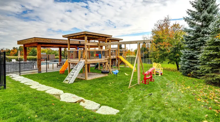 17 Dew Drop Crt, Vaughan, Ontario, L6A 1E9, Canada, 5 Bedrooms Bedrooms, 10 Rooms Rooms,6 BathroomsBathrooms,Residential,For Sale,Dew Drop,1952509