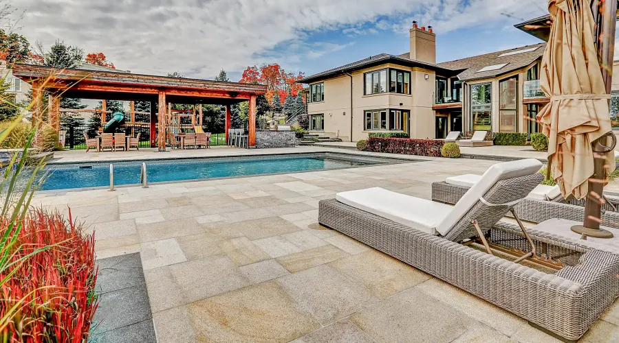 17 Dew Drop Crt, Vaughan, Ontario, L6A 1E9, Canada, 5 Bedrooms Bedrooms, 10 Rooms Rooms,6 BathroomsBathrooms,Residential,For Sale,Dew Drop,1952509