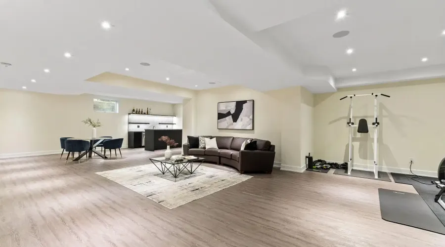 2075 Shawanaga Trail, Mississauga, Ontario, L5H 3Z3, Canada, 4 Bedrooms Bedrooms, ,6 BathroomsBathrooms,Residential,For Sale,1954444