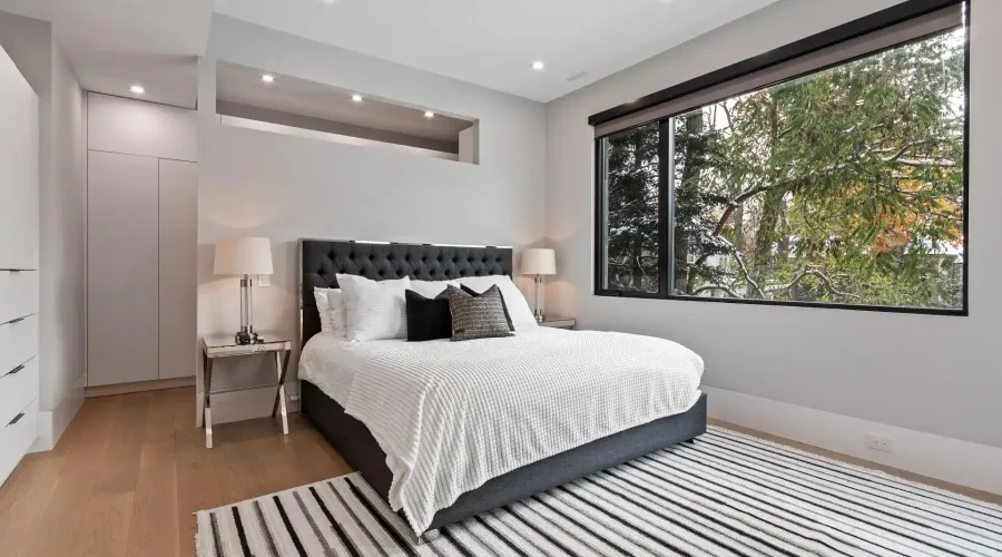 112 Elton Park Road, Oakville, Ontario, L6J 4C1, Canada, 4 Bedrooms Bedrooms, ,8 BathroomsBathrooms,Residential,For Sale,112 Elton Park Road,1990366