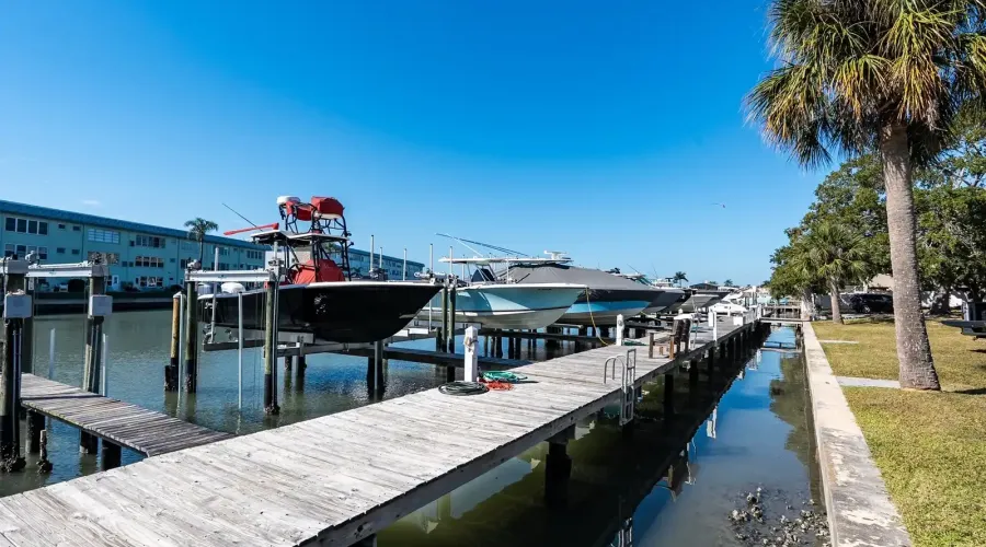 5947 Bayview Circle S, Gulf Port, Florida, 33707, United States, 4 Bedrooms Bedrooms, 12 Rooms Rooms,3 BathroomsBathrooms,Residential,For Sale,Bayview,1999947
