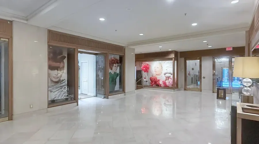 22 Leader Lane, Toronto, Ontario, M5E 0B2, Canada, 1 Bedroom Bedrooms, 3 Rooms Rooms,1 BathroomBathrooms,Condo,For Sale,Omni King Edward Hotel,Leader,522,2009875