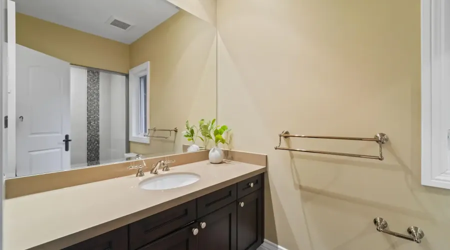1286 Woodeden Drive, Mississauga, Ontario, L5H 2T6, Canada, 4 Bedrooms Bedrooms, ,7 BathroomsBathrooms,Residential,For Sale,1286 Woodeden Drive,2011222