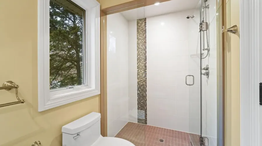 1286 Woodeden Drive, Mississauga, Ontario, L5H 2T6, Canada, 4 Bedrooms Bedrooms, ,7 BathroomsBathrooms,Residential,For Sale,1286 Woodeden Drive,2011222