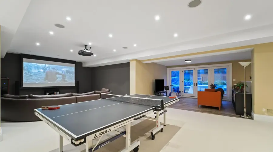 1286 Woodeden Drive, Mississauga, Ontario, L5H 2T6, Canada, 4 Bedrooms Bedrooms, ,7 BathroomsBathrooms,Residential,For Sale,1286 Woodeden Drive,2011222