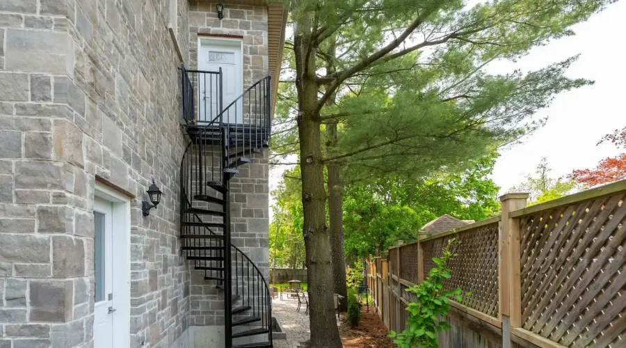 1138 Garden Road, Mississauga, Ontario, L5H 3J6, Canada, 5 Bedrooms Bedrooms, ,8 BathroomsBathrooms,Residential,For Sale,1138 Garden Road,2014971